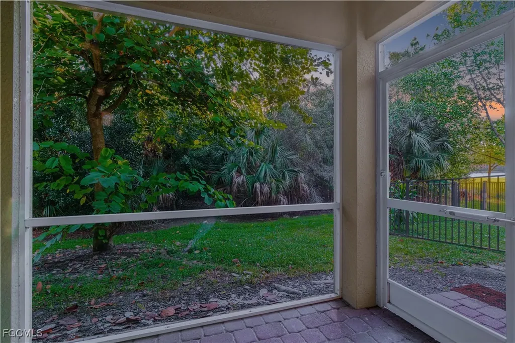 12539 Laurel Cove Drive Fort Myers FL 33913