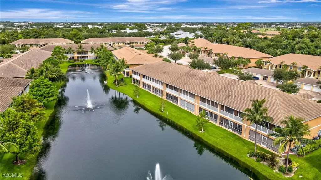 1102 Winding Pines Circle Cape Coral FL 33909