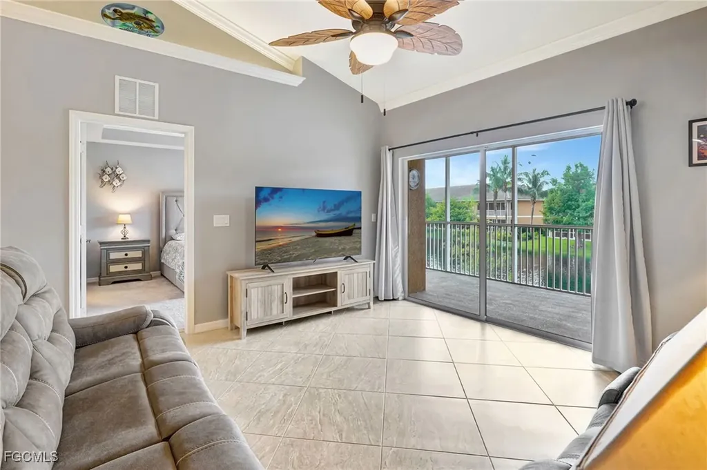 1102 Winding Pines Circle Cape Coral FL 33909