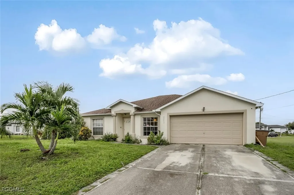 2203 Christopher Avenue N Lehigh Acres FL 33971