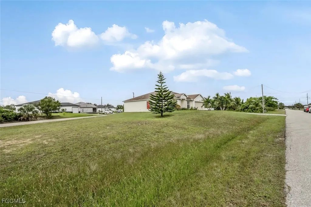 2203 Christopher Avenue N Lehigh Acres FL 33971