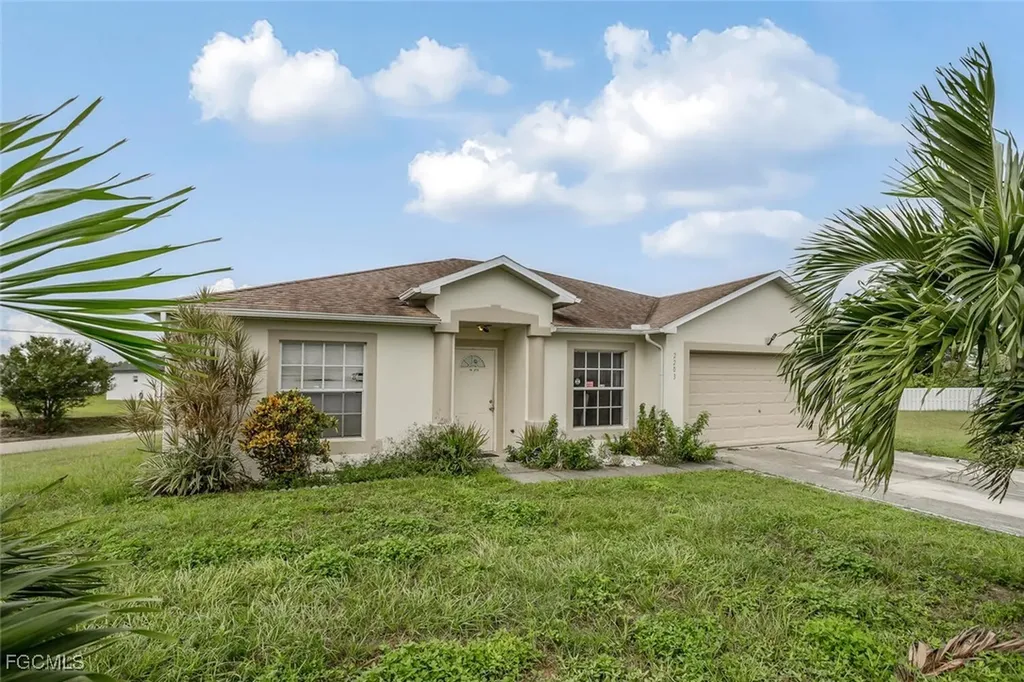 2203 Christopher Avenue N Lehigh Acres FL 33971