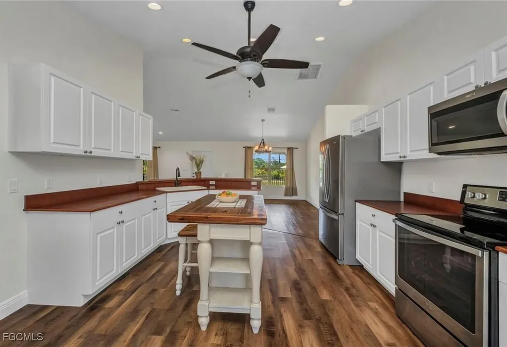 6405 Alan Boulevard Punta Gorda FL 33982