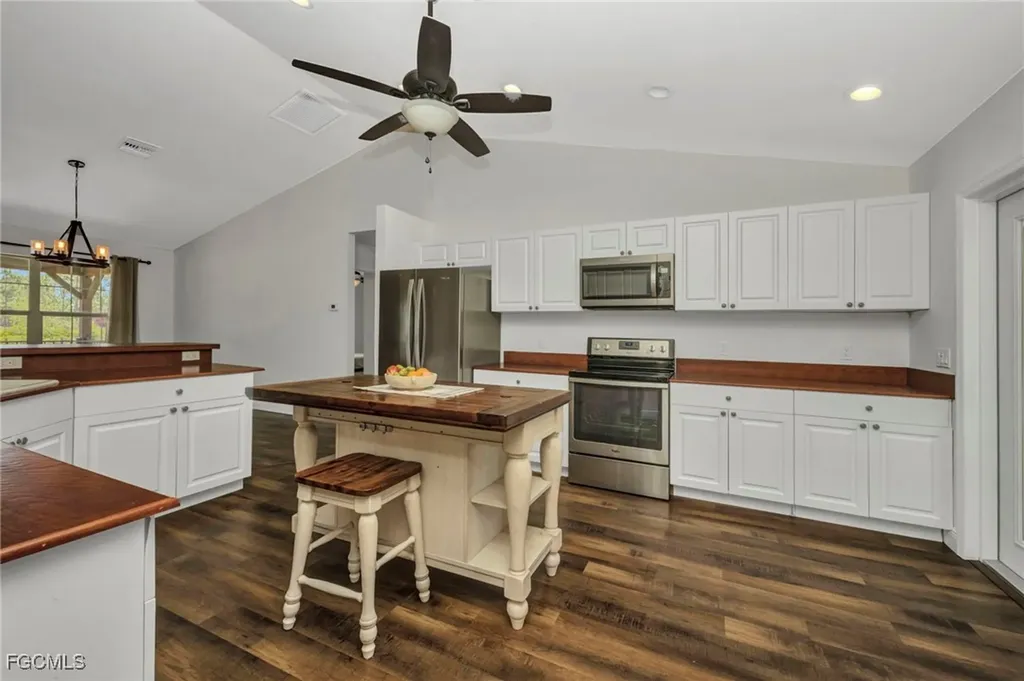6405 Alan Boulevard Punta Gorda FL 33982