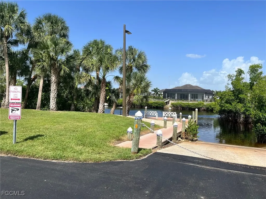 6156 Lake Front Drive Fort Myers FL 33908