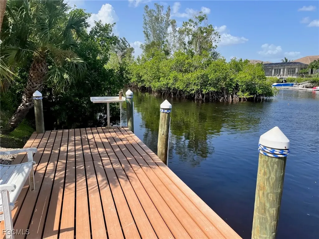 6156 Lake Front Drive Fort Myers FL 33908