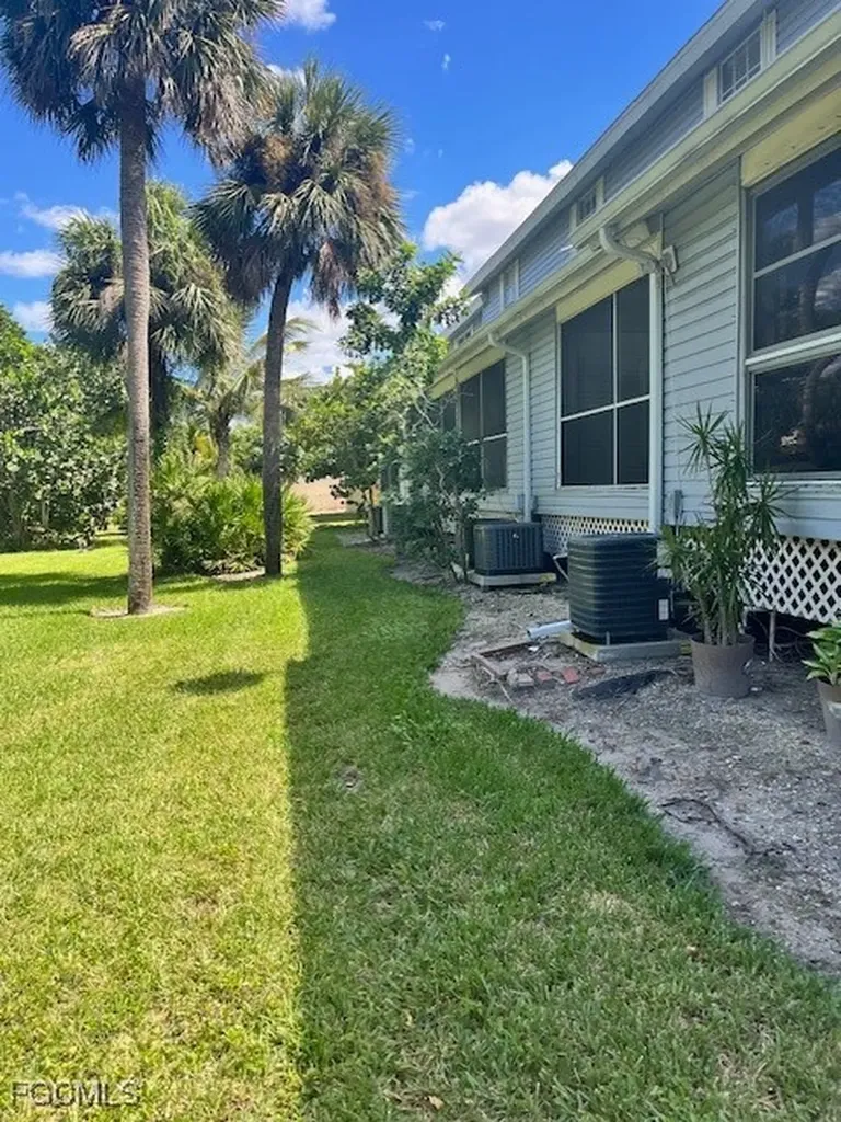 6156 Lake Front Drive Fort Myers FL 33908