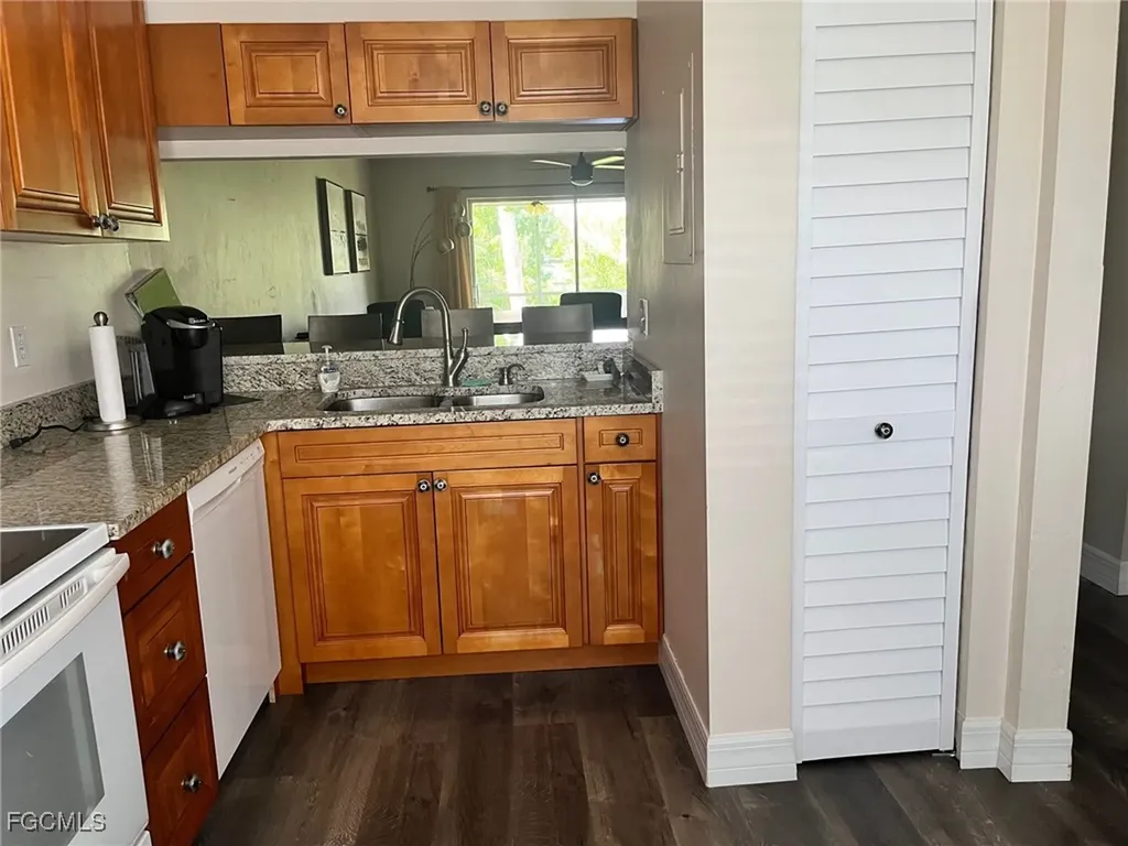 6156 Lake Front Drive Fort Myers FL 33908