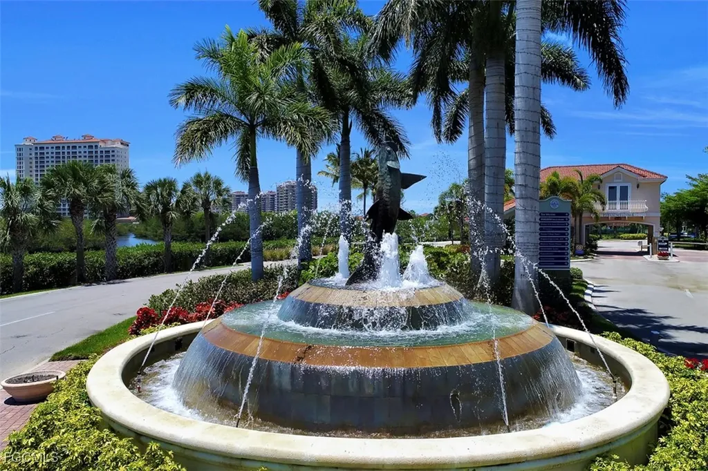 6081 Silver King Boulevard Cape Coral FL 33914