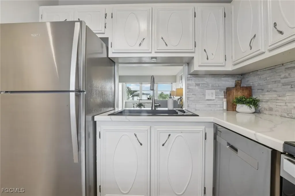 1724 Pine Valley Drive Fort Myers FL 33907