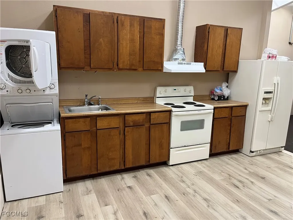 12155 Metro Parkway Fort Myers FL 33966