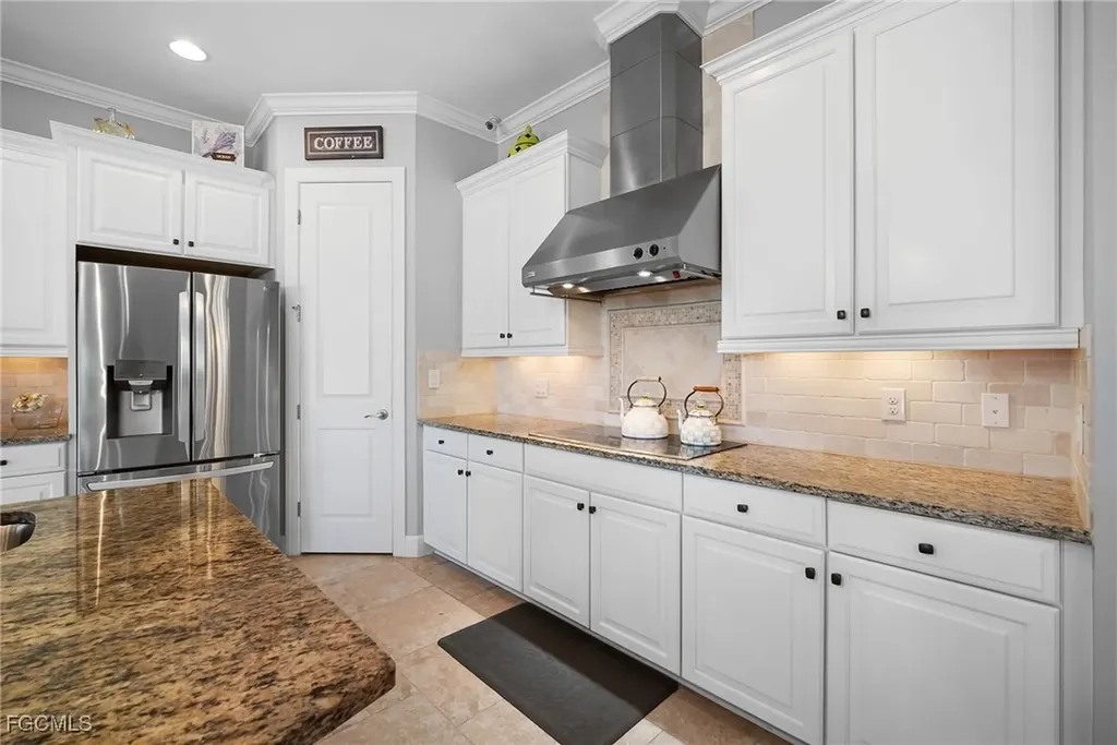 3307 Chestnut Grove Drive Alva FL 33920