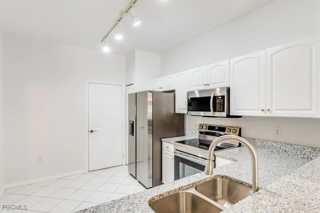 3635 Pine Oak Circle Fort Myers FL 33916