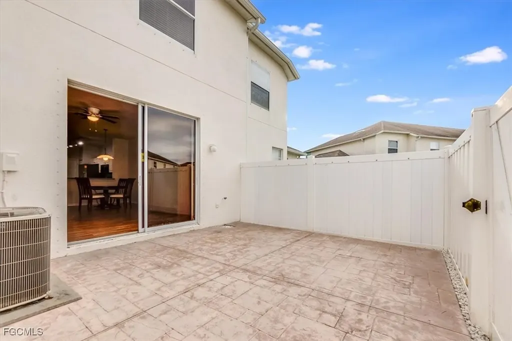 3635 Pine Oak Circle Fort Myers FL 33916