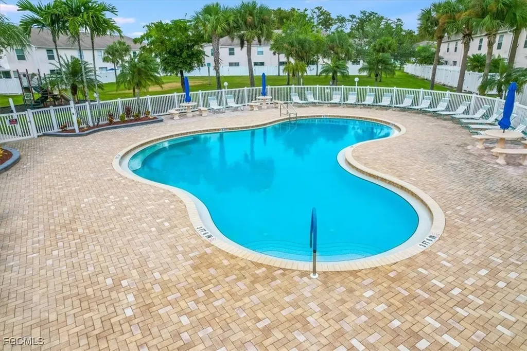 3635 Pine Oak Circle Fort Myers FL 33916