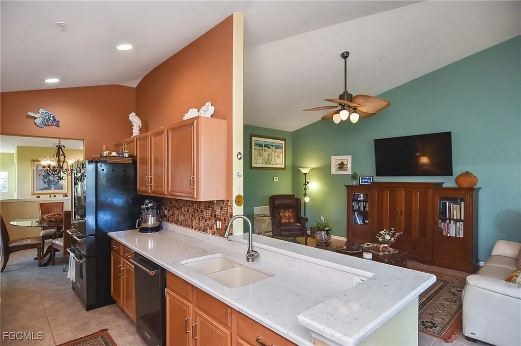 2664 Somerville Loop Cape Coral FL 33991