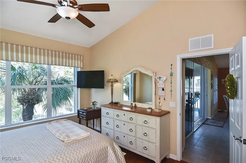 2664 Somerville Loop Cape Coral FL 33991