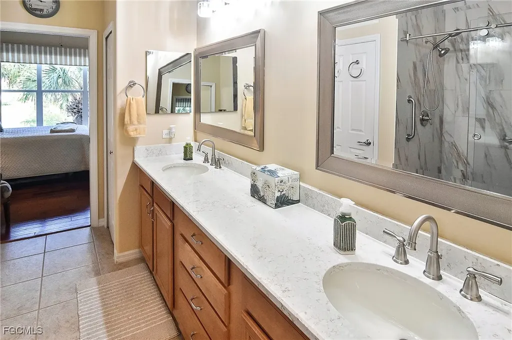 2664 Somerville Loop Cape Coral FL 33991