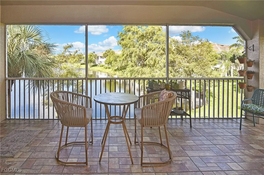 2664 Somerville Loop Cape Coral FL 33991