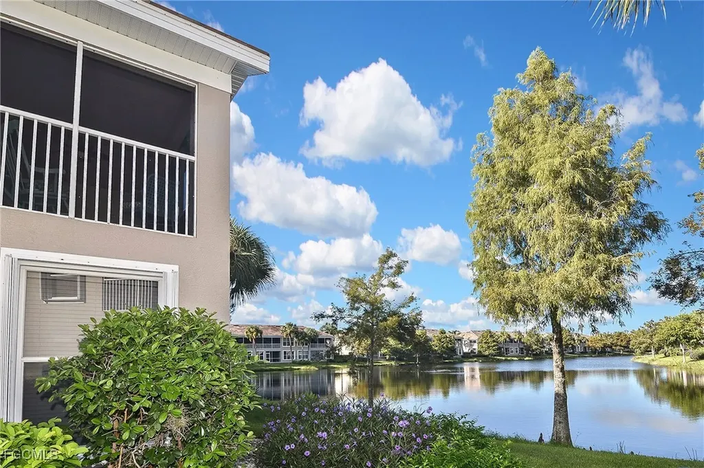 2664 Somerville Loop Cape Coral FL 33991