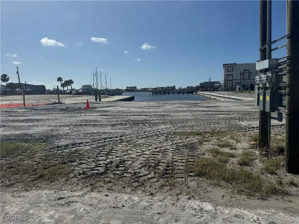 19281 #5 San Carlos Boulevard Fort Myers Beach FL 33931