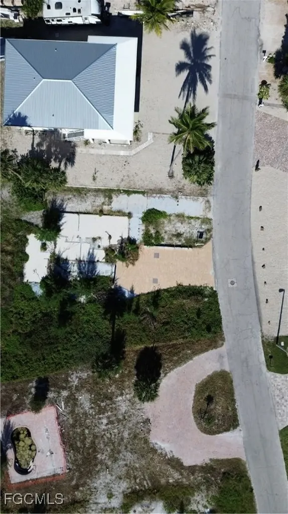 113 Anchorage Street Fort Myers Beach FL 33931