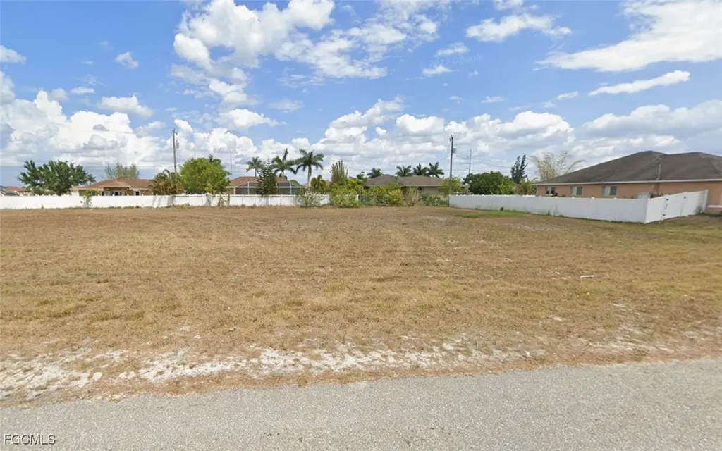 1157 NW 1st Avenue Cape Coral FL 33993