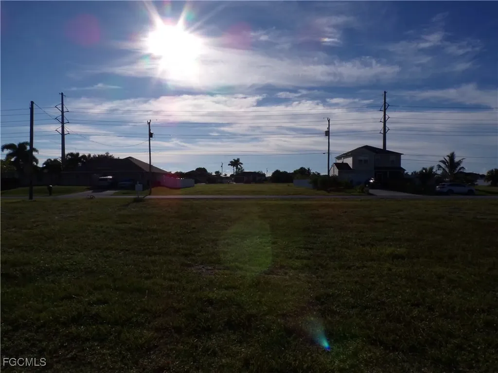 105 NW 24th Avenue Cape Coral FL 33993