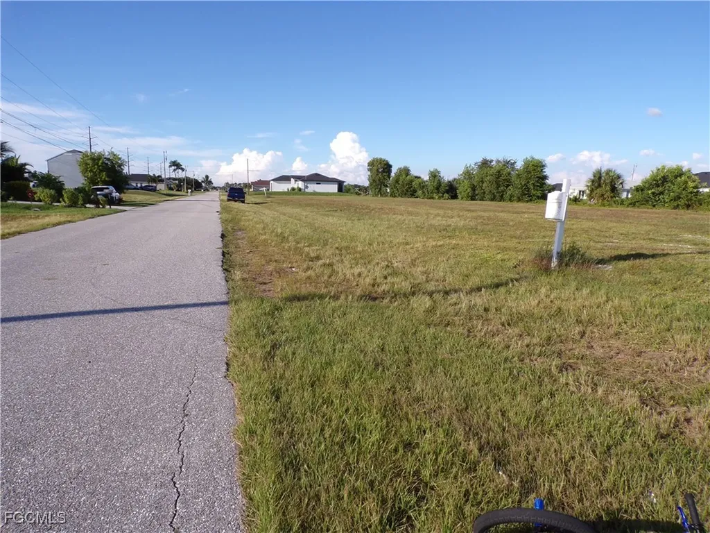 105 NW 24th Avenue Cape Coral FL 33993