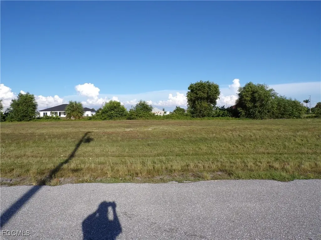 105 NW 24th Avenue Cape Coral FL 33993