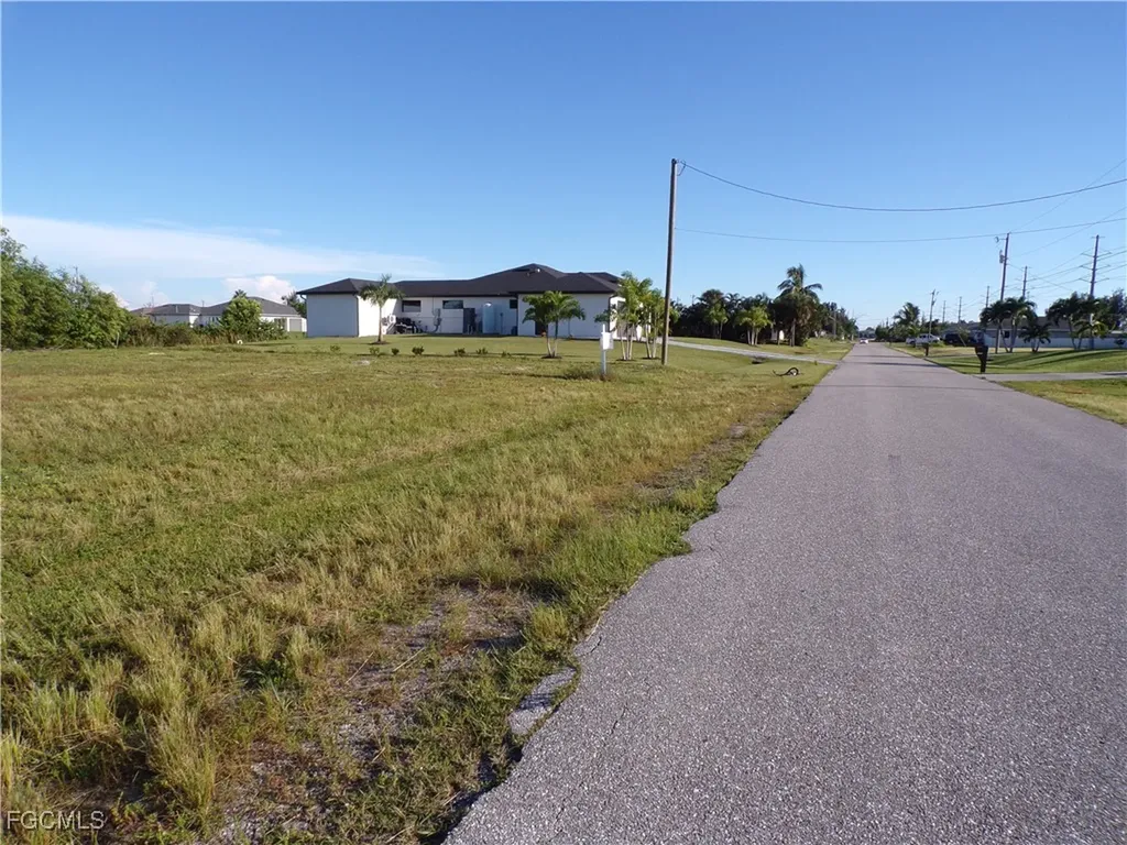 105 NW 24th Avenue Cape Coral FL 33993