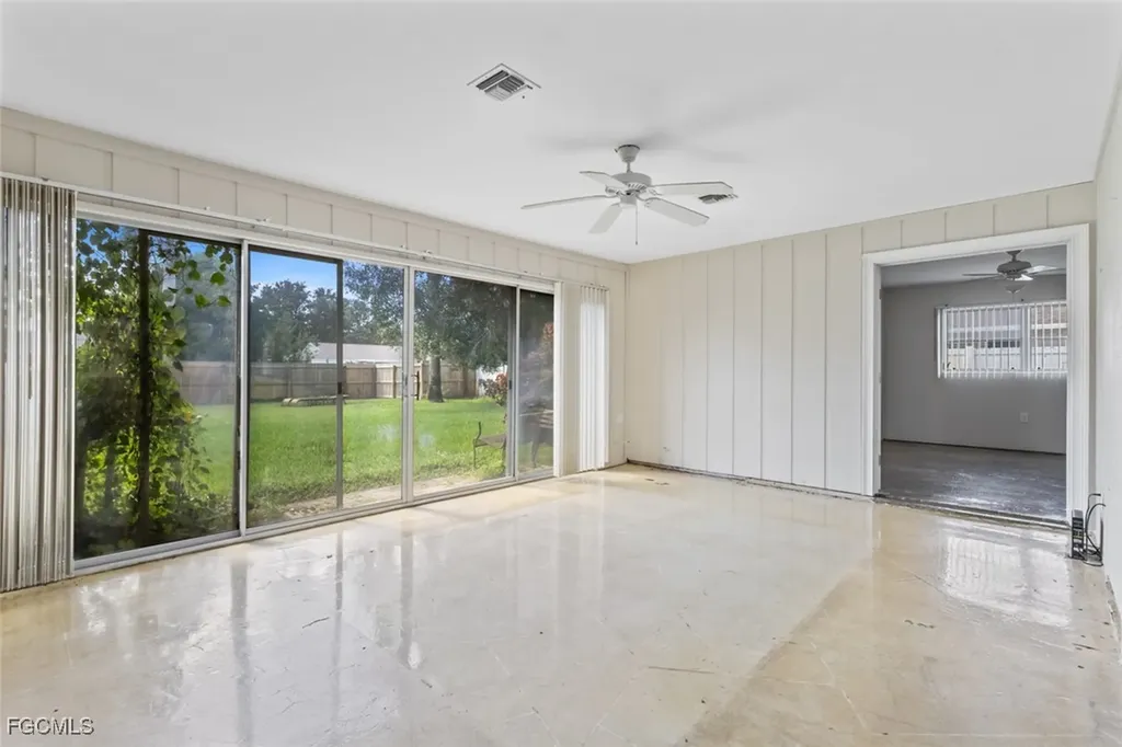 2424 Kent Avenue Fort Myers FL 33907