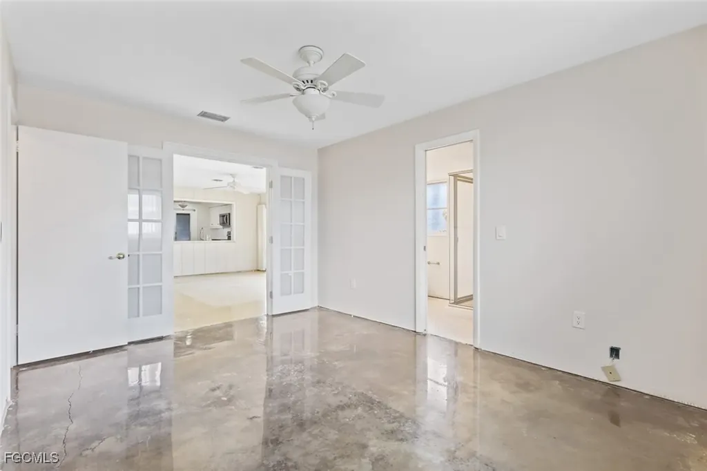 2424 Kent Avenue Fort Myers FL 33907