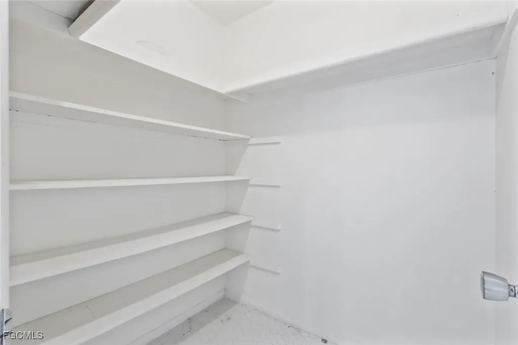 2424 Kent Avenue Fort Myers FL 33907