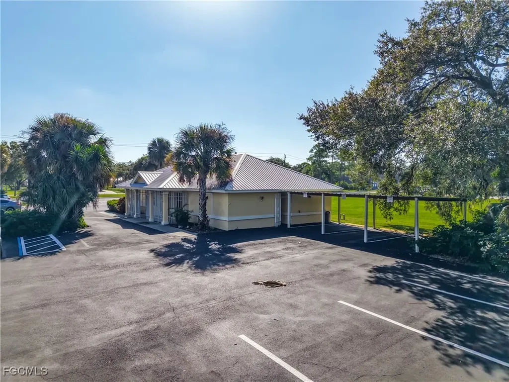 45 Bryan Avenue Labelle FL 33935