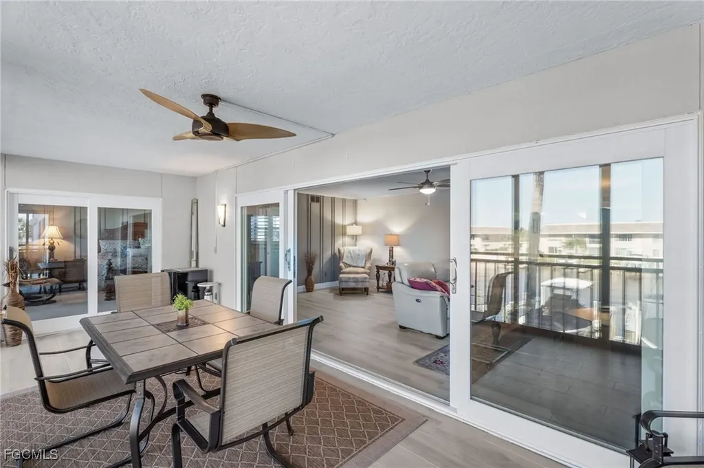 4240 SE 20th Place Cape Coral FL 33904