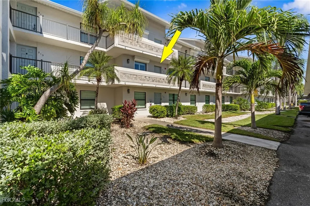 4240 SE 20th Place Cape Coral FL 33904