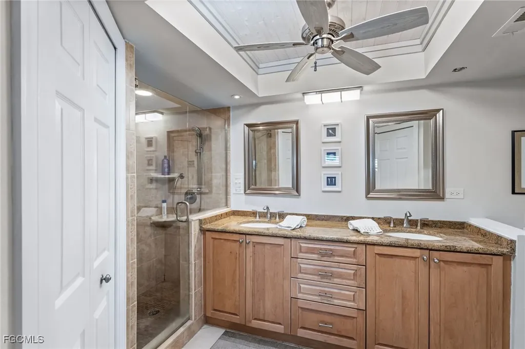 4240 SE 20th Place Cape Coral FL 33904