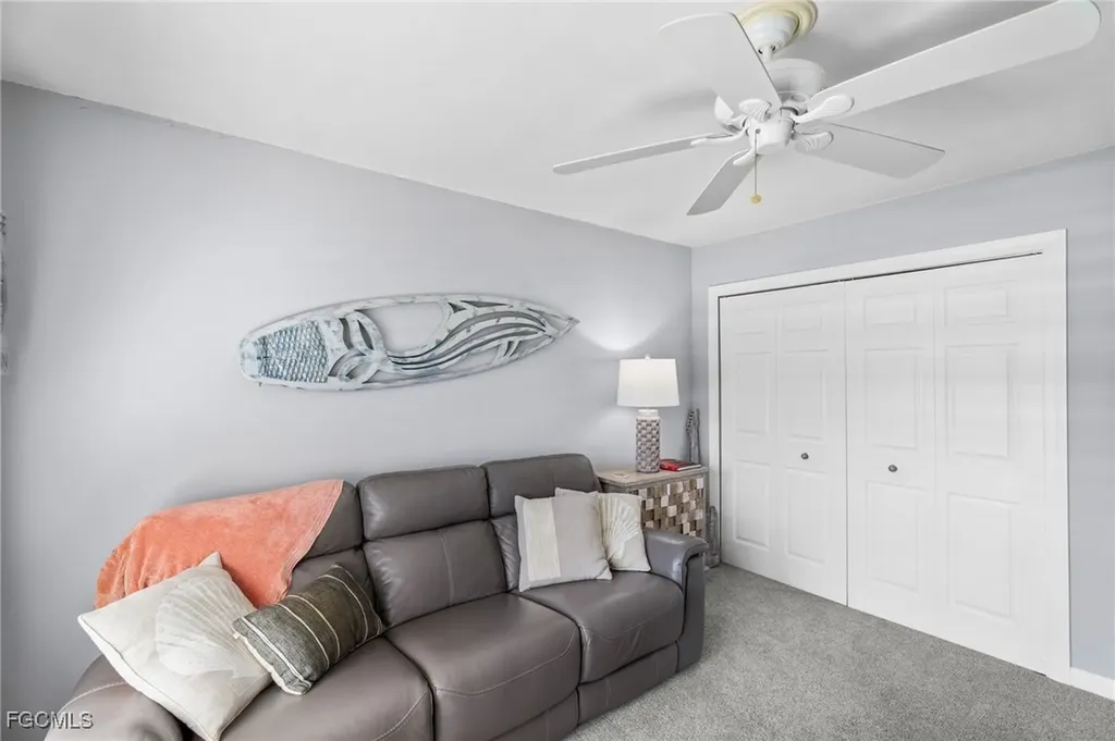 4240 SE 20th Place Cape Coral FL 33904