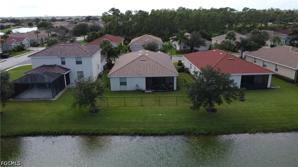 2571 Laurentina Lane Cape Coral FL 33909