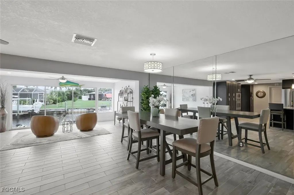 5943 Baker Court Fort Myers FL 33919