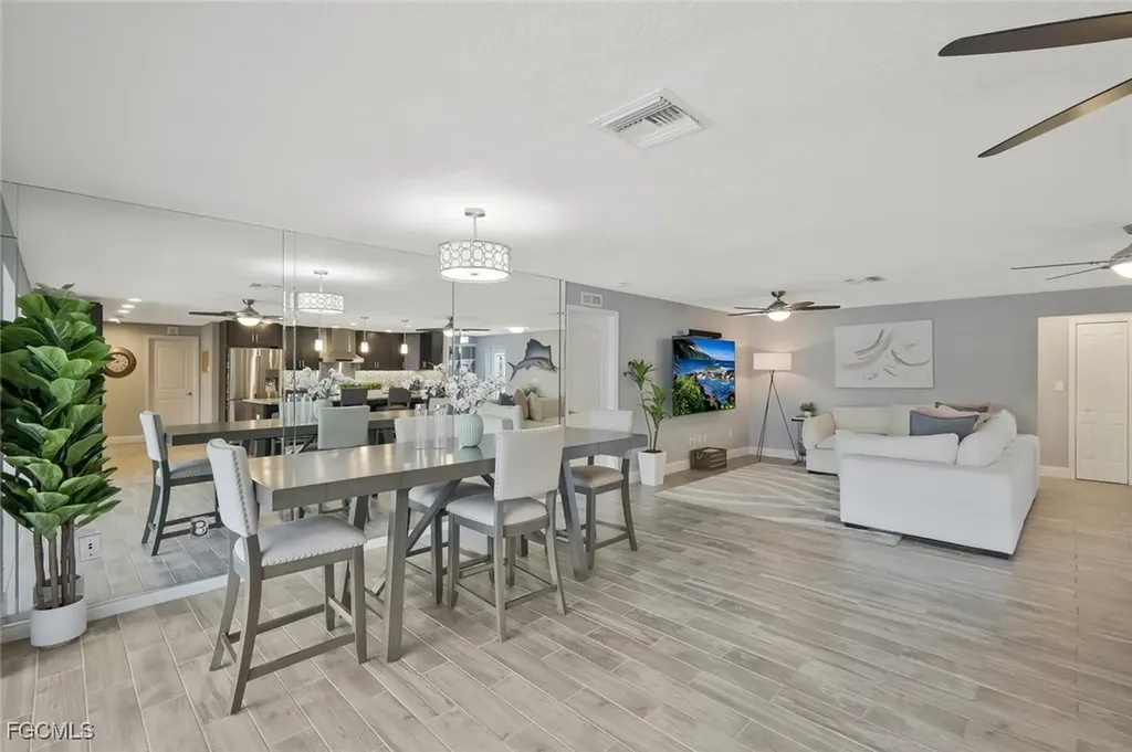 5943 Baker Court Fort Myers FL 33919