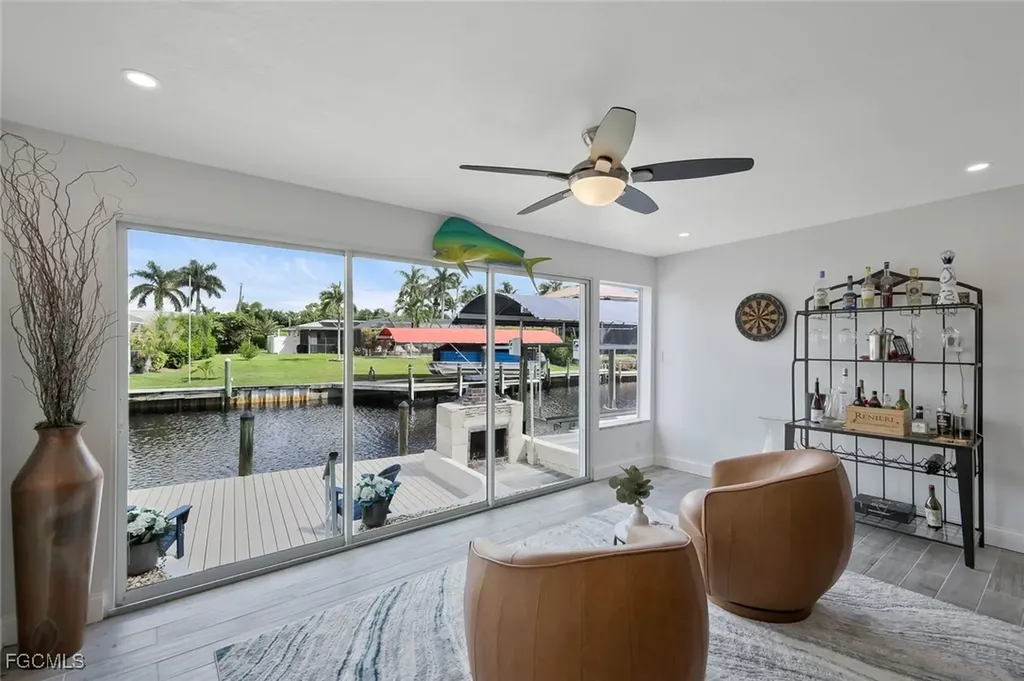 5943 Baker Court Fort Myers FL 33919