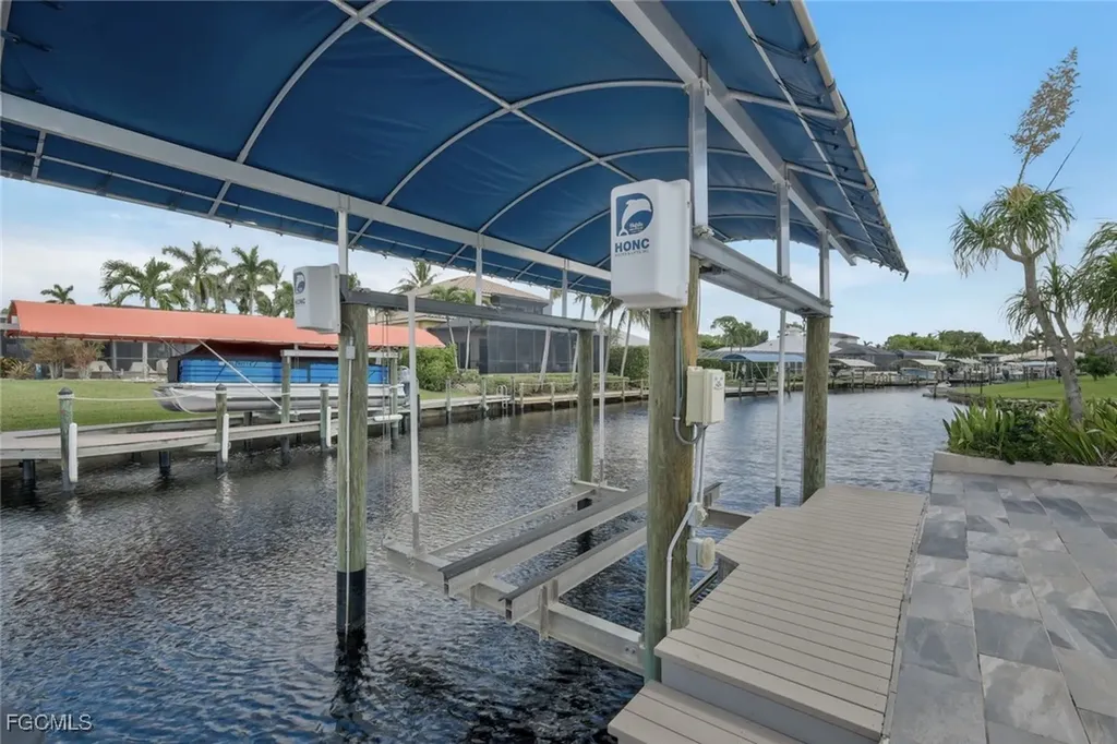 5943 Baker Court Fort Myers FL 33919