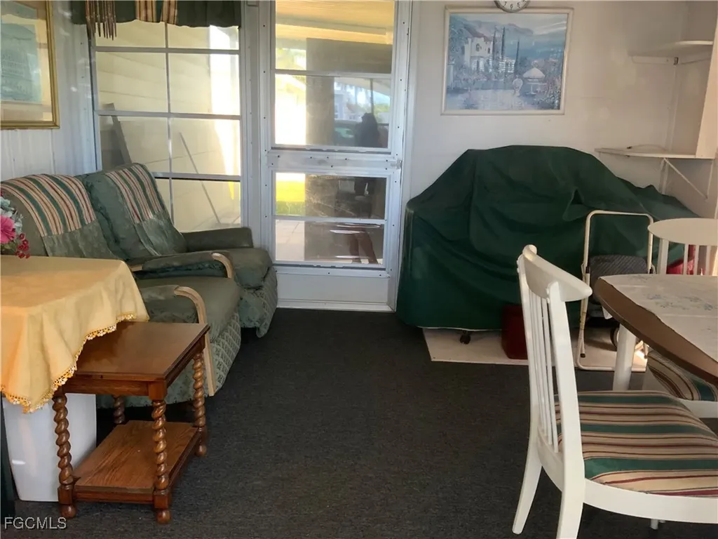 9 Arapaho Trail Naples FL 34113