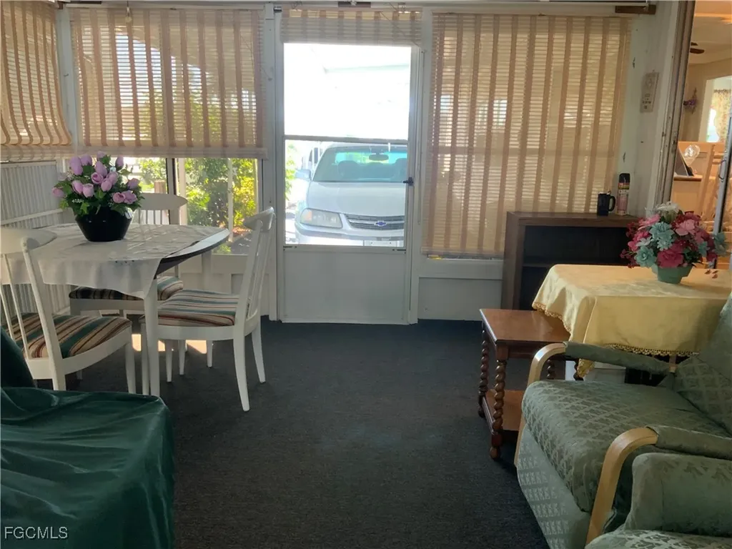 9 Arapaho Trail Naples FL 34113