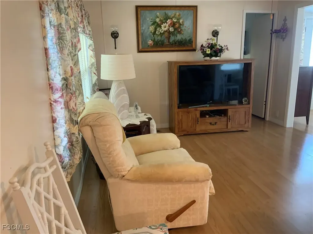 9 Arapaho Trail Naples FL 34113