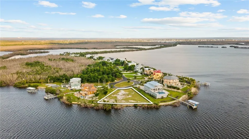 ST. James City FL, 4941 Galt Island Avenue
