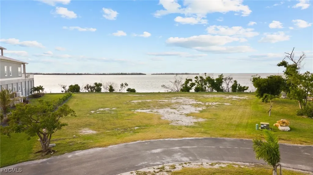 4941 Galt Island Avenue St. James City FL 33956
