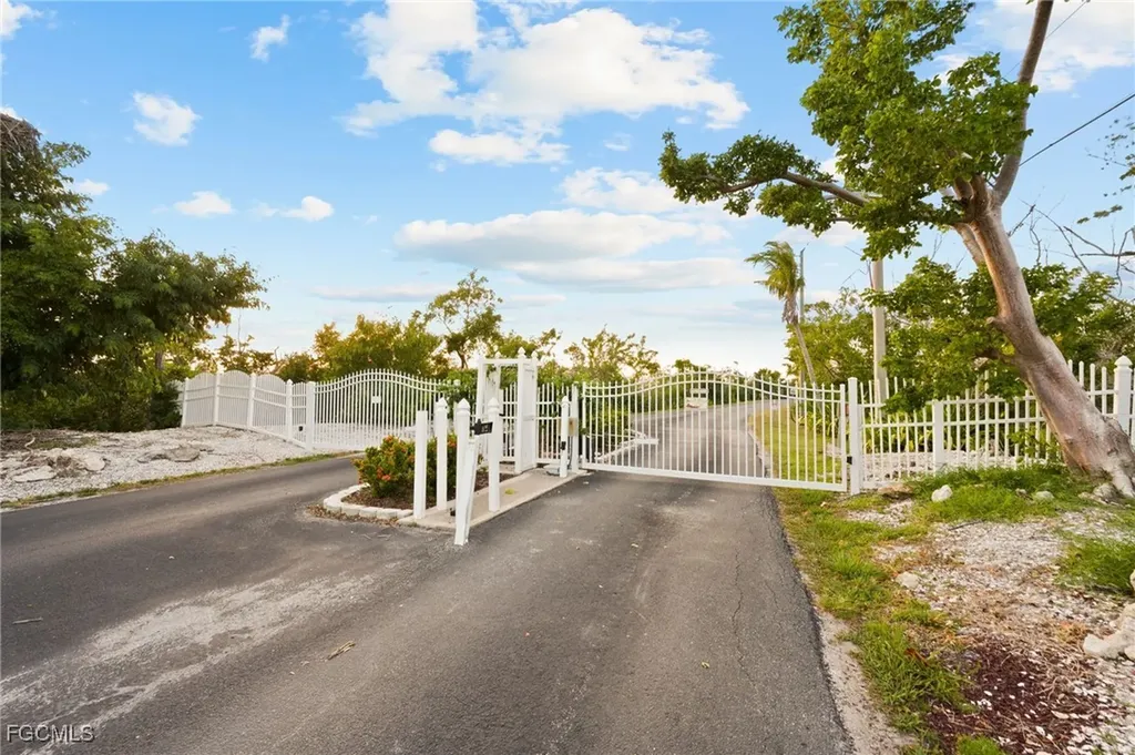 4941 Galt Island Avenue St. James City FL 33956